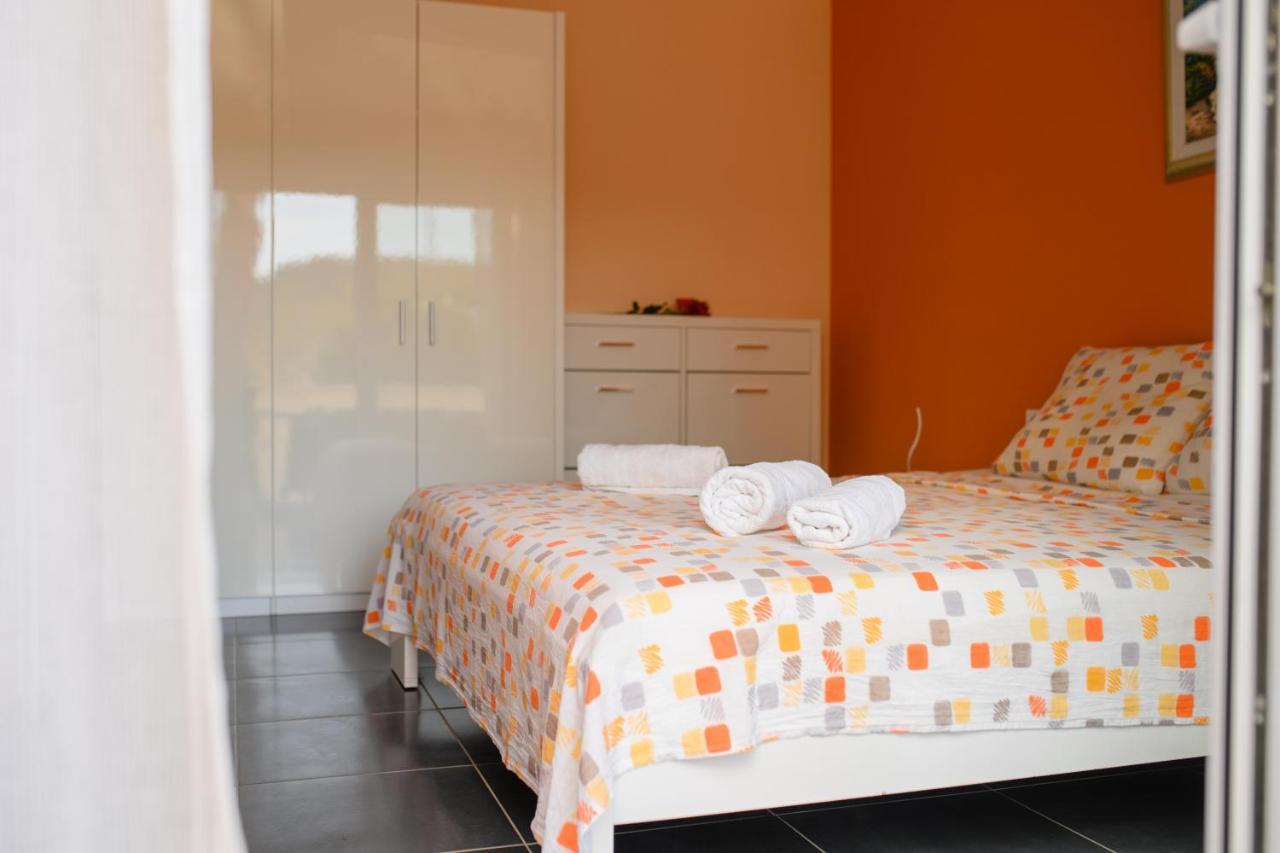 Ferienhaus Ivanka Apartment โตรกีร์ ภายนอก รูปภาพ